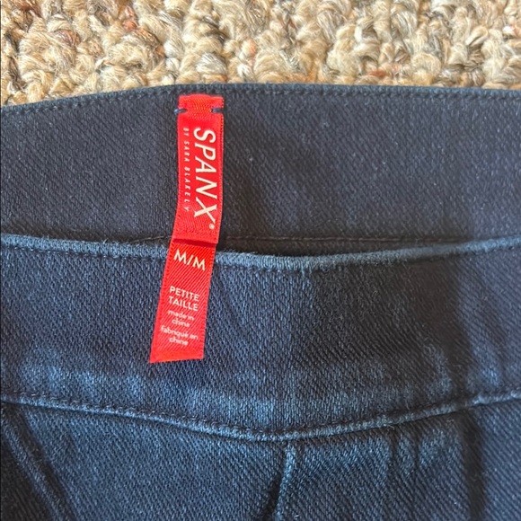 SPANX Dark Blue Women's Jeans petite - Picture 2 of 3